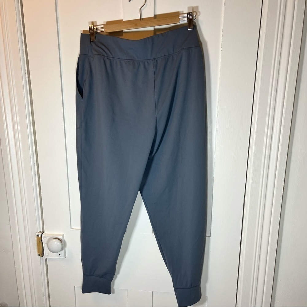 Gap fit joggers